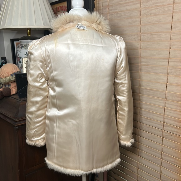Lory’ Winter Rabbit Faux Fur Favorite Jacket Small - Picture 8 of 11